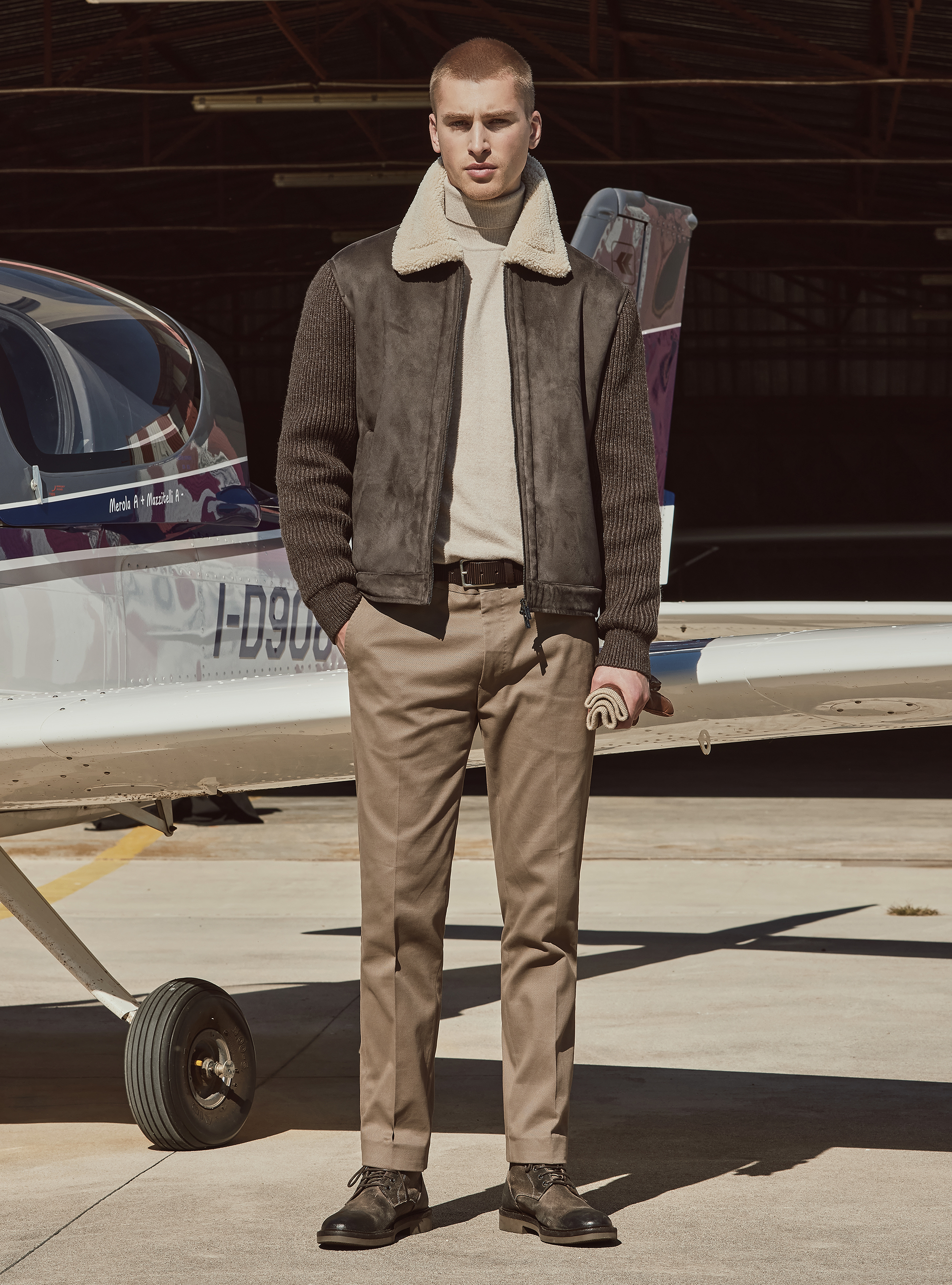 Gutteridge Hangar 5, 